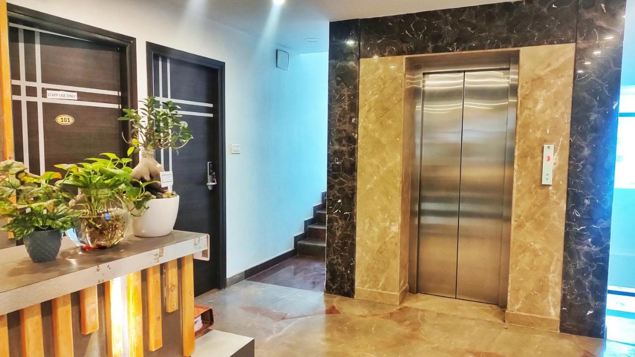 Athasri Hotel Marathahalli Бенґалуру Екстер'єр фото